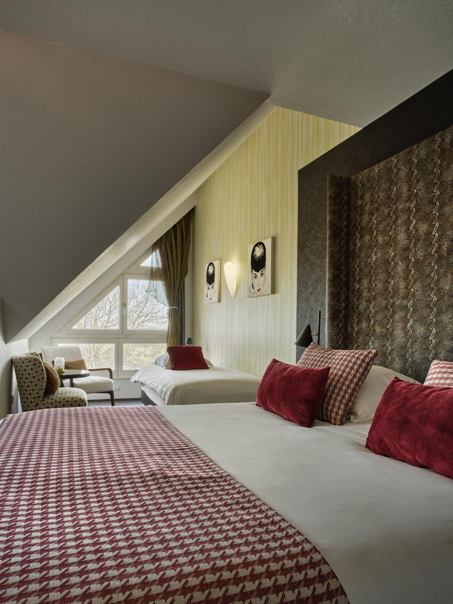 Hotel Restaurant Crystal Ерщайн Екстериор снимка