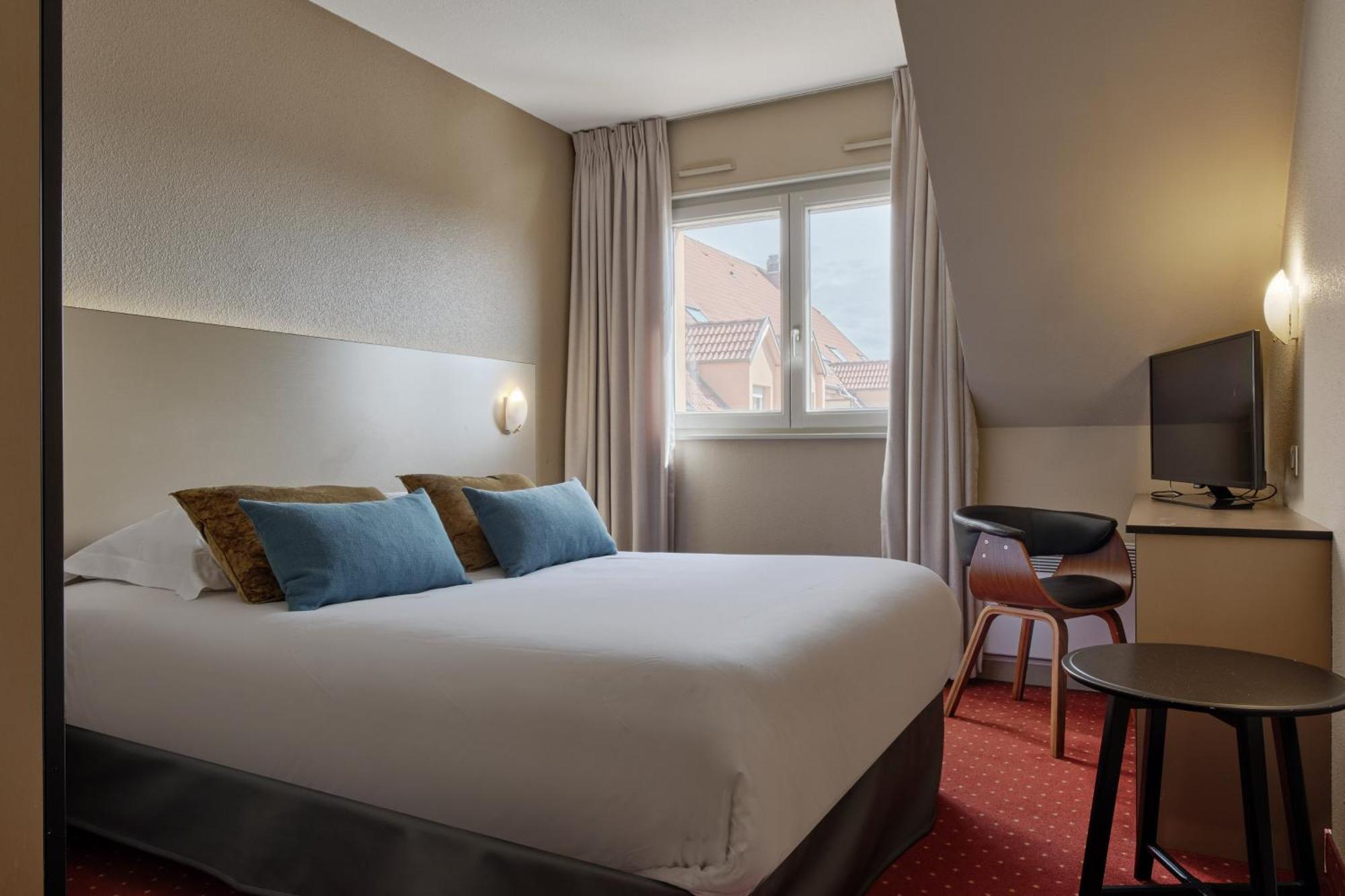 Hotel Restaurant Crystal Ерщайн Екстериор снимка