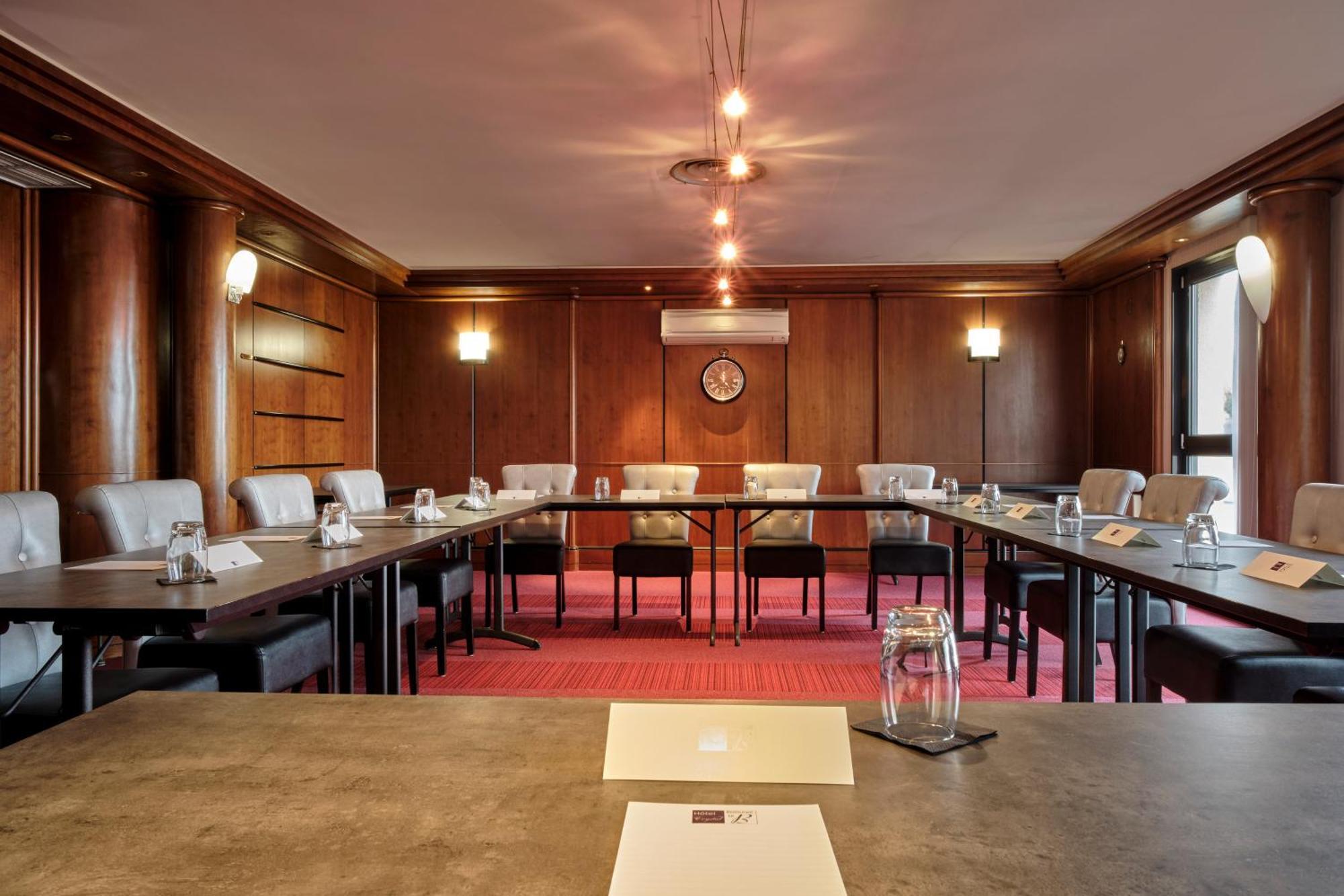 Hotel Restaurant Crystal Ерщайн Екстериор снимка