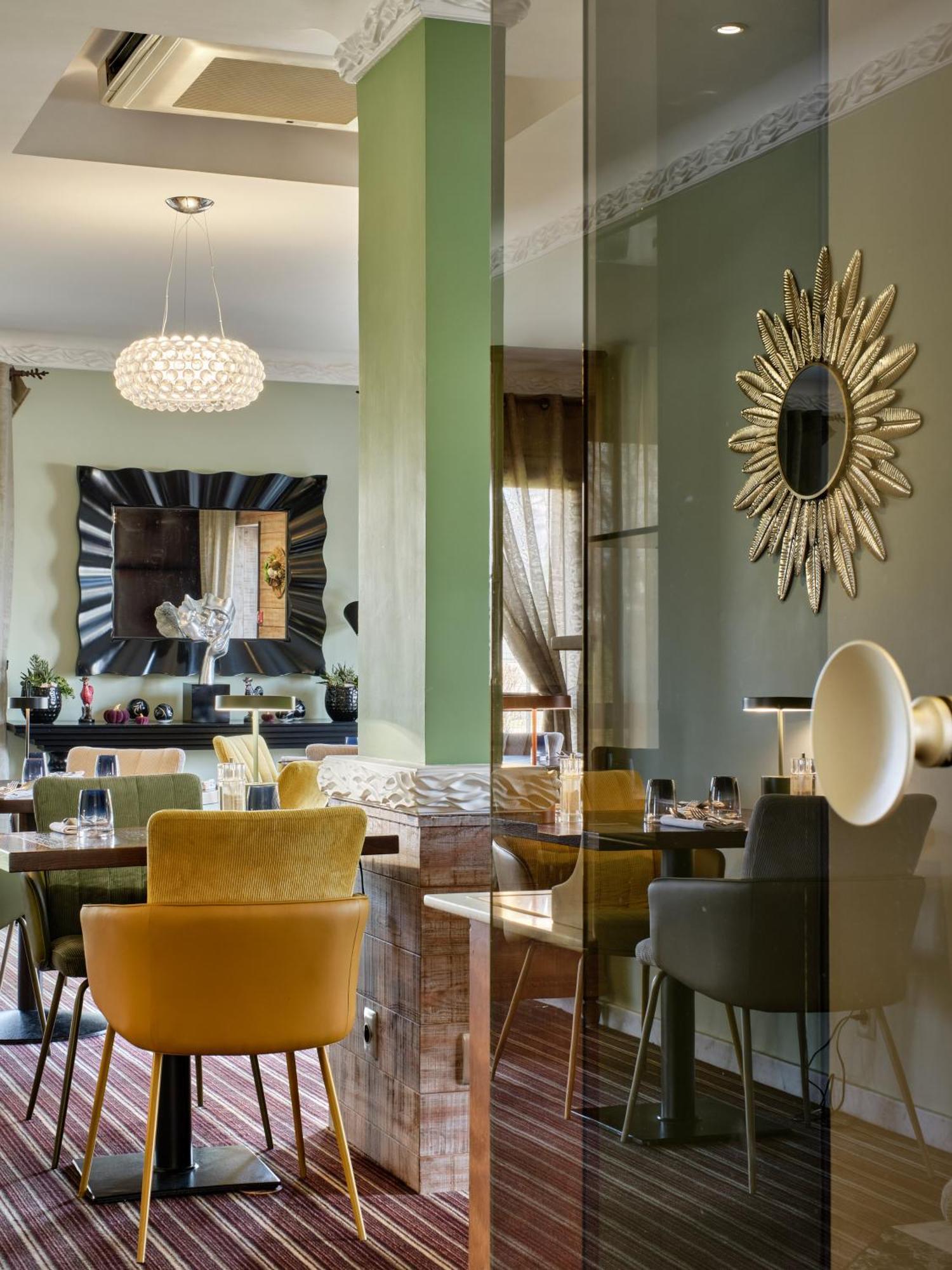 Hotel Restaurant Crystal Ерщайн Екстериор снимка